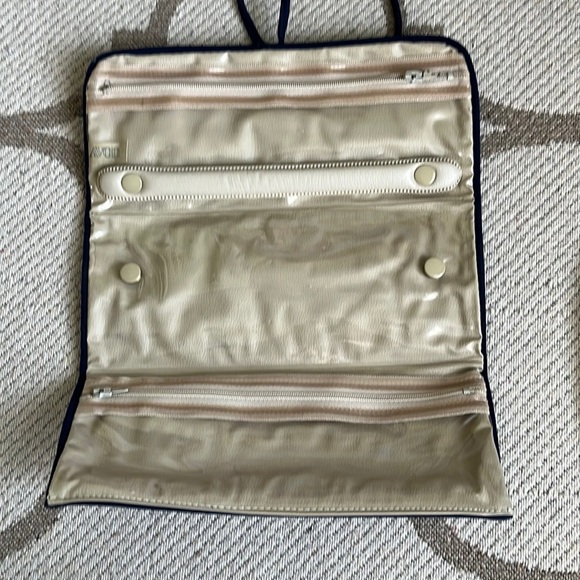 Vintage Avon Jewelry Wrap Travel Organizer Velvet Midnight Blue - Picture 3 of 7